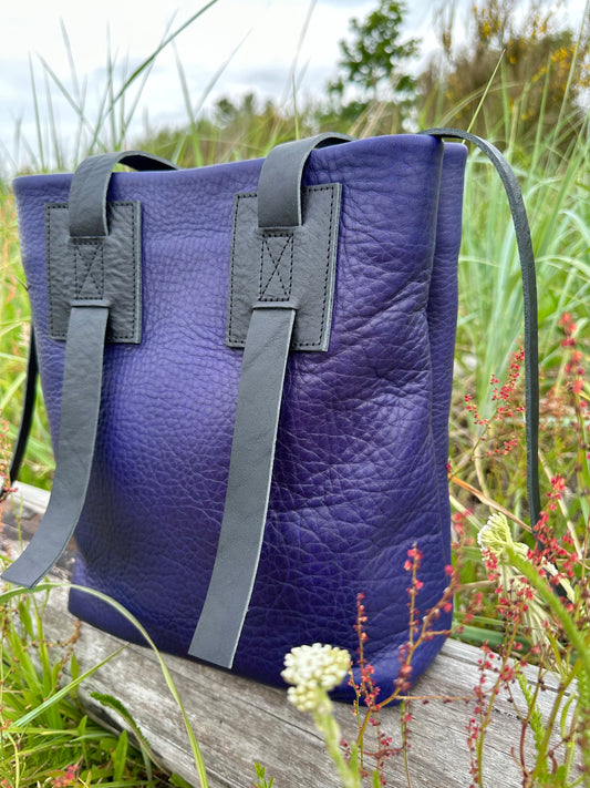 Everyday Tote Black on Eggplant